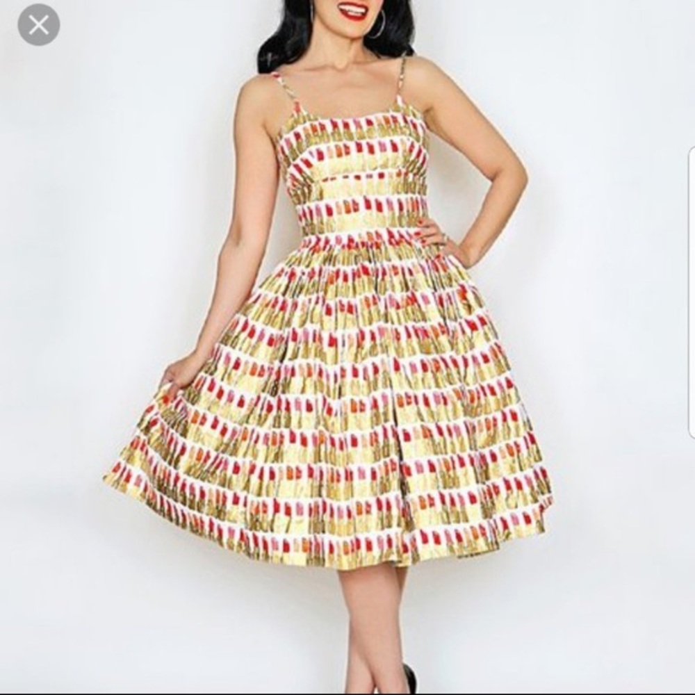 Bernie Dexter Size M